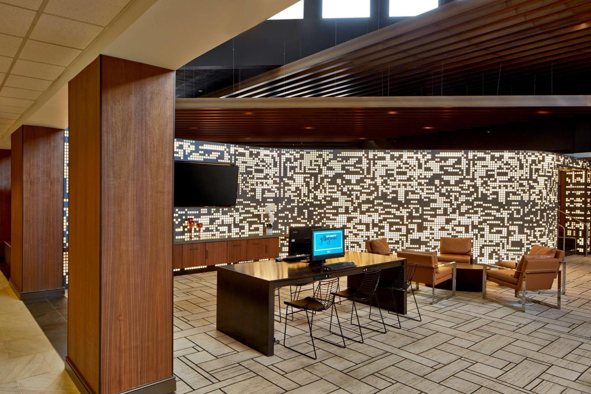 Готель Doubletree By Hilton Atlanta Perimeter Данвуді Екстер'єр фото