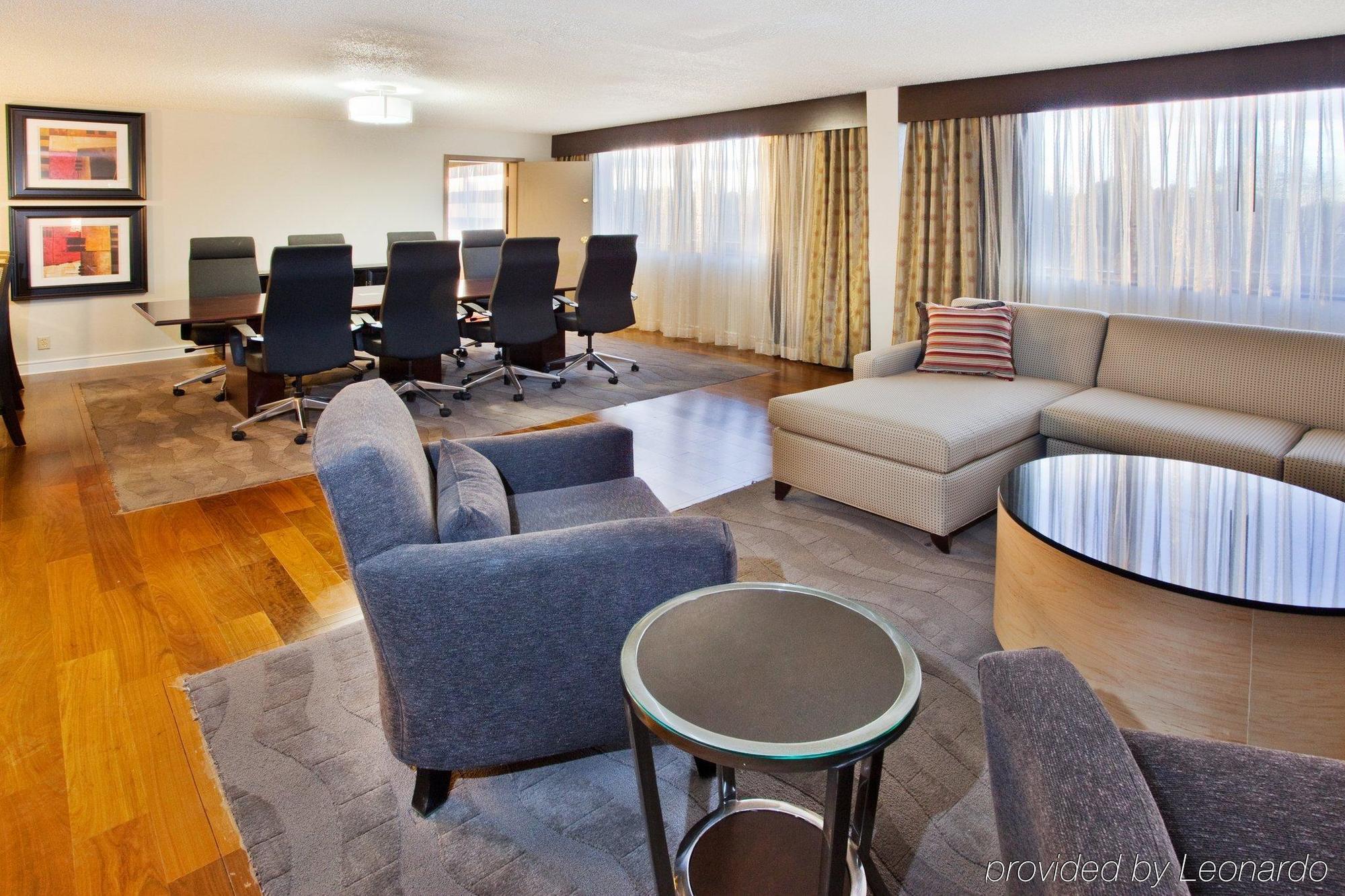 Готель Doubletree By Hilton Atlanta Perimeter Данвуді Номер фото